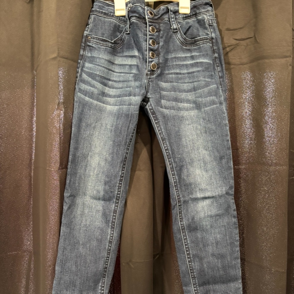 Grace in LA Jeans